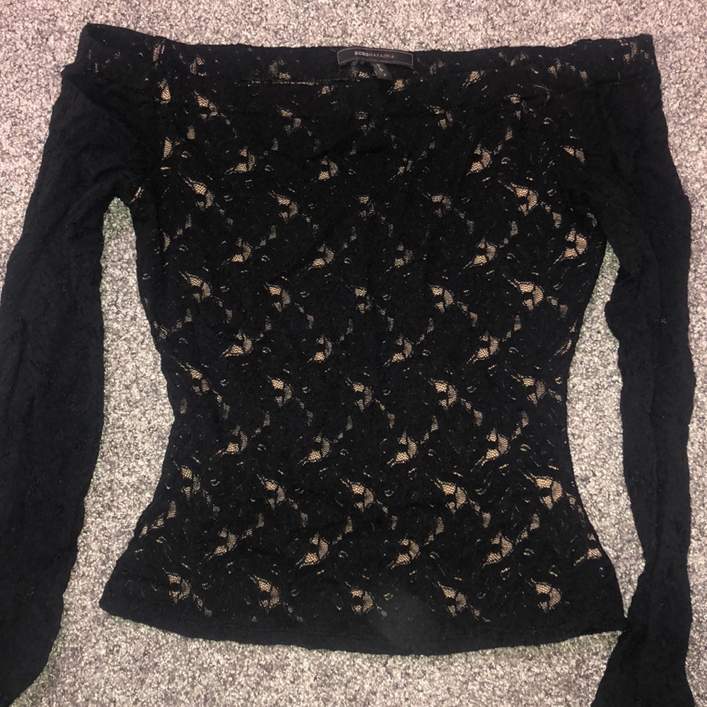 BCBG OFF SHOULDER TOP